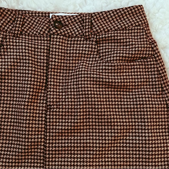 Rouje Denise Skirt in Burgundy/Tan Houndstooth - Picture 3 of 6